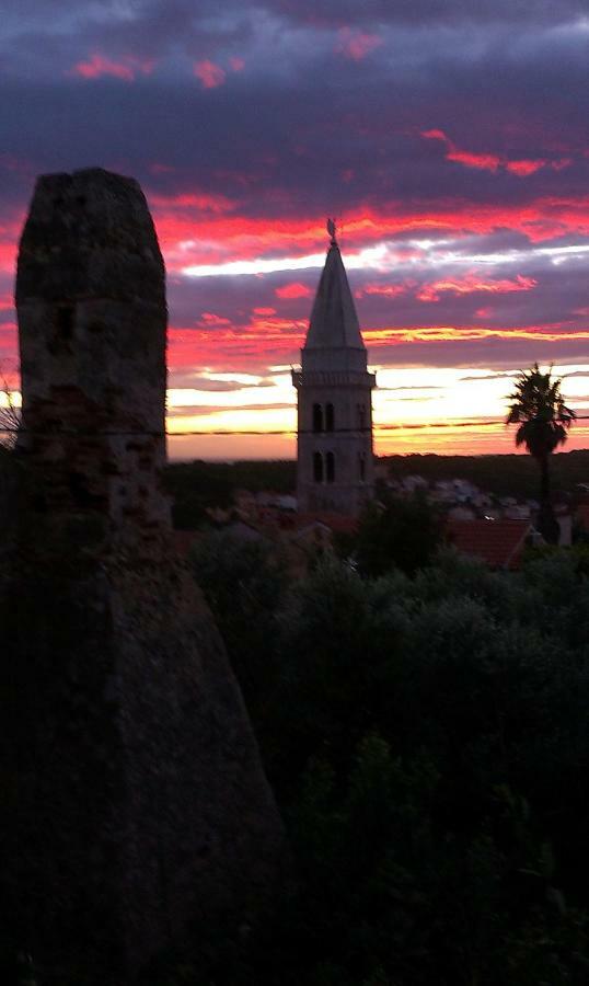 Guesthouse Palma Mali Lošinj Exteriör bild