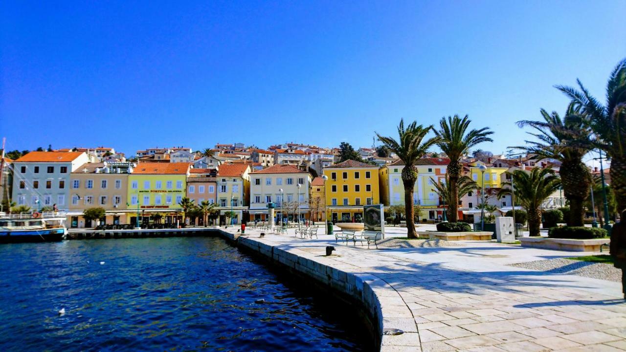 Guesthouse Palma Mali Lošinj Exteriör bild